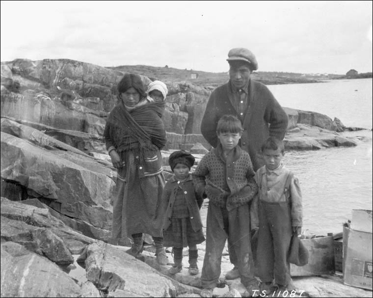 Cree family, Chipewyan, Alberta