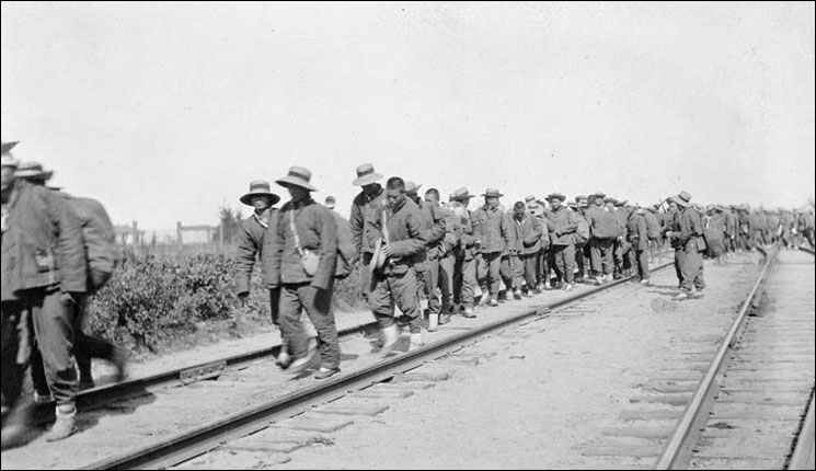 Chinese labourers, detraining camp, Petawawa, Ontario, 1917