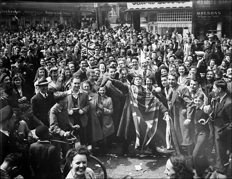 Crowd celebrating VE Day, 1945
